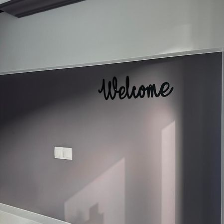 English House Bistriţa エクステリア 写真